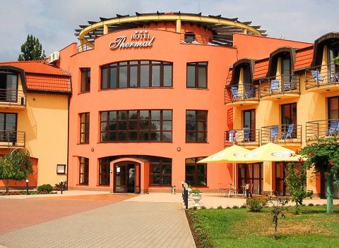 Dovolenka v areáli Vadaš Thermal Resort s ubytovaním v hoteli Thermal *** v Štúrove.