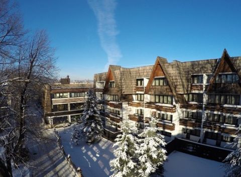 Oddych v penzióne Sośnica*** v Zakopanom, kde nájdete až 5 blízkych lyžiarskych stredísk.