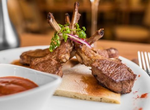 Špeciálne kaukazské menu v novej reštaurácii Nobile na Hviezdoslavovom námestí.