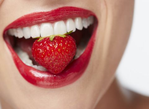 Starajte sa o svoj úsmev. Profesionálna dentálna hygiena s pieskovaním.