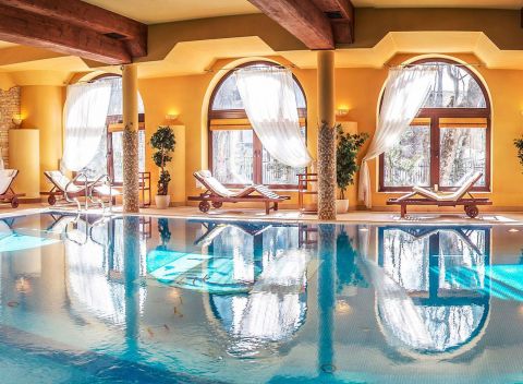 Pobyt vo výnimočnej atmosfére Grand Hotela Stamary**** v Zakopanom s neobmedzeným wellness.