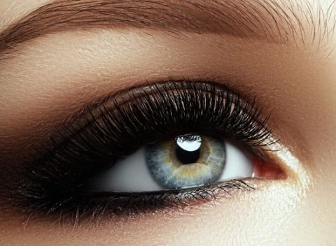 Stačí zaklipkať očami a budú sa diať zázraky... S 3D alebo 4D mihalnicami Smart Lashes.