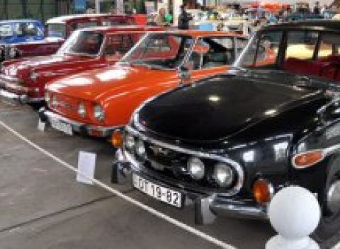 Výstava veteránov Oldtimer Show - najväčší festival veteránov 2018 s prehliadkou Budapešti.