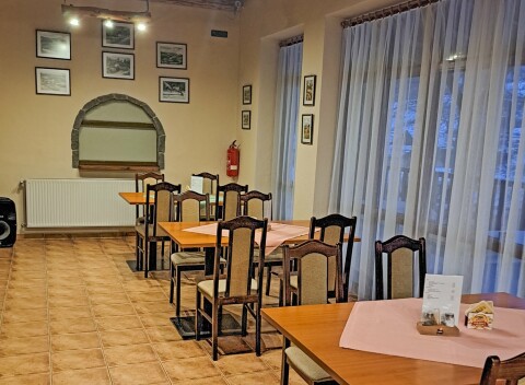 Biele Karpaty pri Múzeu poslednej žítkovskej bohyne v Penzióne Žítková s polpenziou, kúpacou kaďou