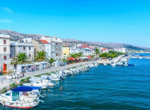 FIRST MINUTE CHORVÁTSKO: Apartmány Gajac len 3 minúty od pláže na ostrove Pag