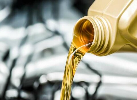 Výmena oleja a filtrov vrátane materiálu a servisnej prehliadky v LP Autoservise