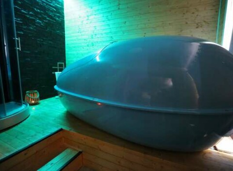 Float terapia s masážou pre 1 osobu v ZEN SPA - telo bez tiaže, harmonizácia a relax