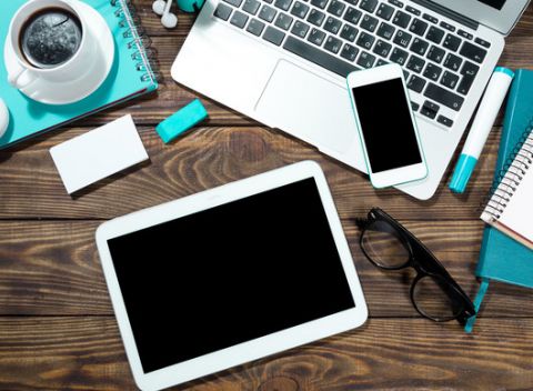 Ochranné fólie na iPhone či iPad zabránia nepríjemným škrabancom na displeji.