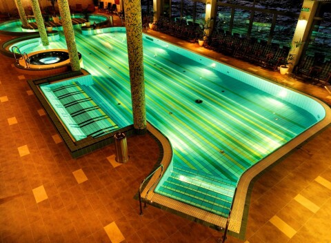 Hotel Sans Souci**** ponorený do prírodného parku San Bartolo na plaží zálivu Gabicce Mare