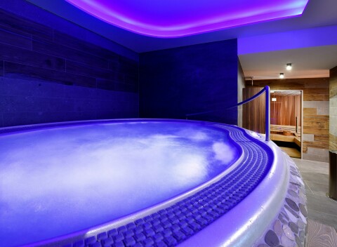 Vysoké Tatry: Pobyt v Aplend Hoteli Ovruč v luxusnom apartmáne a so vstupom do wellness