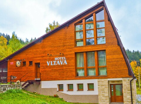 Krkonoše: Pobyt v Horskom Hoteli Vltava *** s polpenziou, saunou a vírivkou + 2 deti zdarma