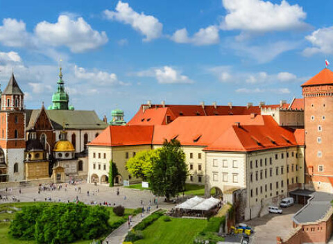Hotel Centrum**** s každodenným saunovaním len 10 minút jazdy od centra Krakova