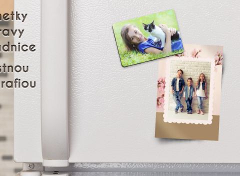 Magnetky, pozdravy alebo pohľadnice s veľkonočným motívom a vlastnou fotografiou.