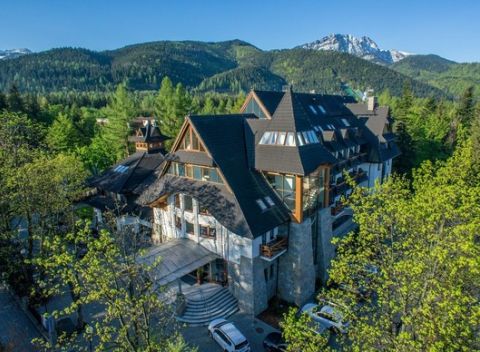 Jarný relax v srdci poľských Tatier s ubytovaním a wellness v elegantnom hoteli Crocus****.