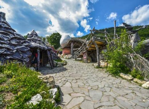 MIMORIADNE OBĽÚBENÉ: Celodenná návšteva rozprávkovej dedinky Habakuky na Donovaloch