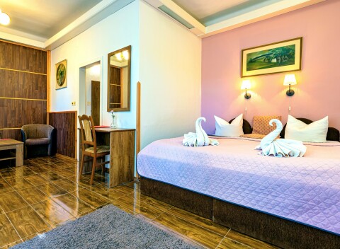 Jeseníky neďaleko zajzdovky v Karlovej Studánke: Hotel Džbán *** s Thermal Parkom a polpenziou