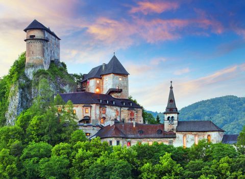 Malebná slovenská Orava v penzióne blízko termálov, skanzenu v Zuberci aj vrcholov Západných Tatier.