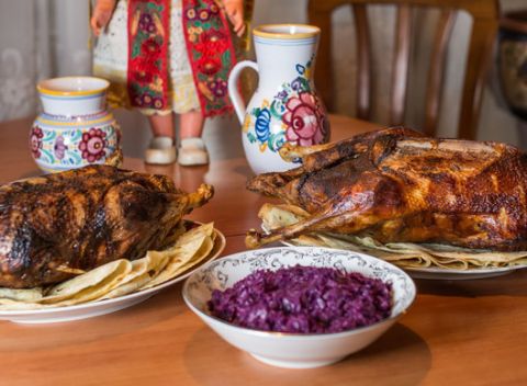 Skvelé kačacie a husacie hody od uja Jajcaya z Grobu pre 6 osôb - take away z reštaurácie Element.