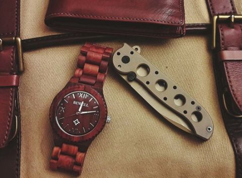 Voňajú ako príroda, vyzerajú ako drevo! Štýlové dámske a pánske hodinky z dreva od značky Bedate.