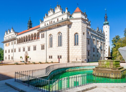 Pôvabný Smetanov Litomyšl (UNESCO) v Penzióne U Háje s raňajkami, pivom na privítanie a saunou