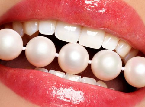 Ošetrenie zubov a výmena plomby v estetickej stomatologickej ambulancii  Stomamed ®.