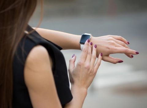 Inteligentné a zároveň štýlové hodinky Smart Watch s možnosťou volania.