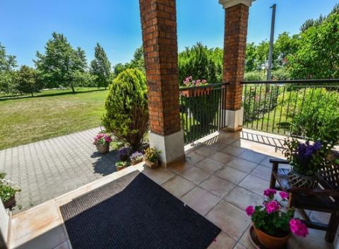 Dovolenka plná relaxu v útulnon rodinnom penzióne Platan pri Dunaji s wellness.