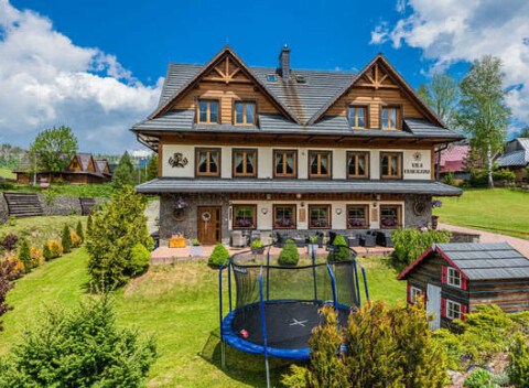 Letný pobyt vo Vile Panoráma - len 2 km od Chodníka korunami stromov s polpenziou + dieťa do 3 rokov zdarma