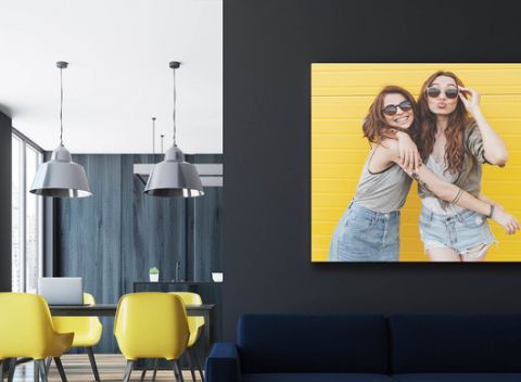 Obraz na plátno v rôznych veľkostiach - oživte si prázdne steny vášho príbytku.