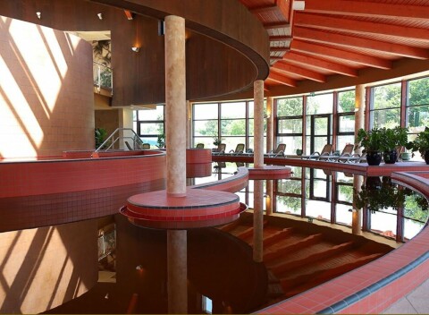 Maďarsko blízko Györu: Land Plan Hotel *** s raňajkami, fínskou saunou a vstupom do kúpeľov Rába Quelle