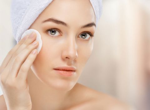 Hĺbkové čistenie pleti, lifting tváre alebo hydratácia a iné kozmetické balíčky.