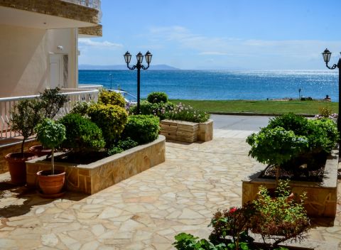 Slnko, more a relax! Letná dovolenka v Grécku s autobusovou dopravou.