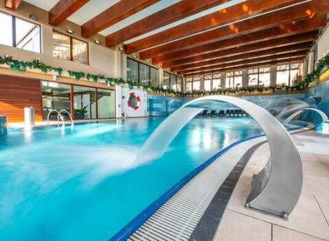 Wellness Hotel Diplomat**** v Rajeckých Tepliciach s polpenziou, bazénom a saunami neobmedzene