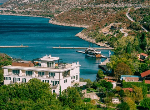 Chorvátsko: Senj v luxusnom 5* Veladrion Resorte so súkromnou plážou, vonkajším bazénom a wellness + raňajky