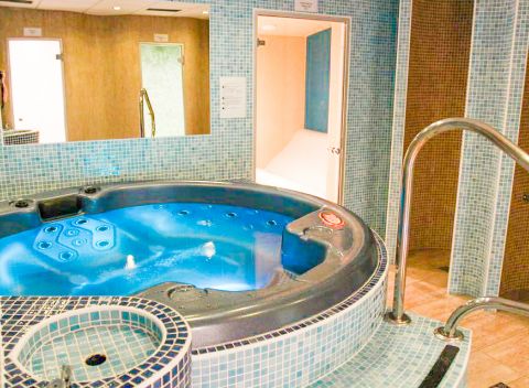 Beskydy: wellness pobyt v Hoteli Odra *** s polpenziou a množstvom procedúr.