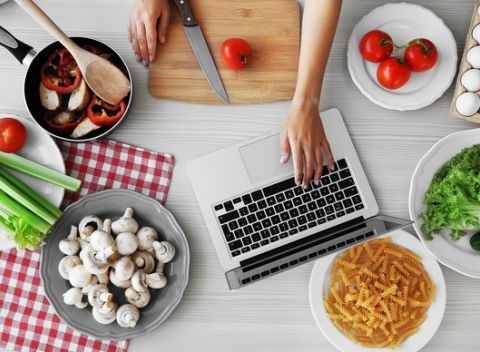 Zdravý 3-mesačný jedálniček, 90 receptov, jednoduché a kreatívne varenie i pre začiatočníkov.