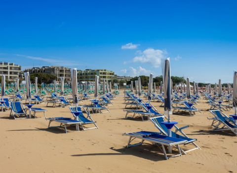 Sobota pri mori v Bibione v Taliansku. Chyťte letný bronz na nekonečne širokej talianskej pláži!