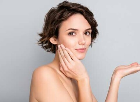 Ošetrenia pre rozjasnenú pleť, výživné prístrojové ošetrenie alebo express business ošetrenie