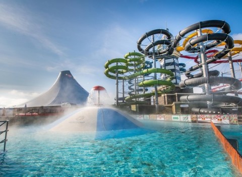 Ubytovanie na 3 až 5 dní v aquaparku Gino Paradise Bešeňová so zľavou do bazénov.