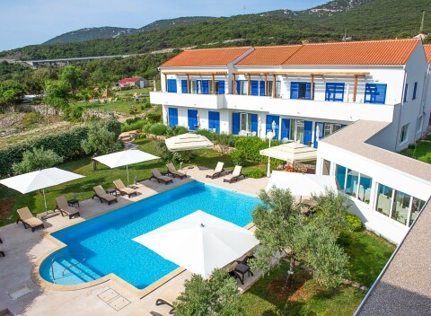 Chorvátsko: Ostrov Lošinj vo Family Resort Hoteli Manora **** so súkromnou plážou, bazénmi a polpenziou