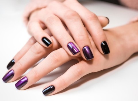 Wellness manikúra, prístrojová manikúra alebo gél-lak či nové polygélové nechty.