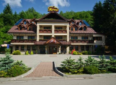 Hotel Fatra s vlastnou jaskyňou v centre Terchovej, blízko Jánošíkových dier
