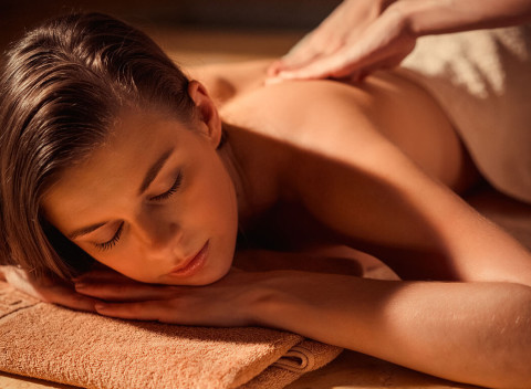 Klasická celotelová masáž proti boľavému chrbtu i nadmernému stresu v Senci.