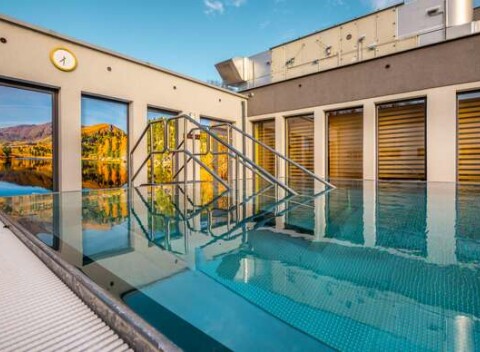 Jar, jeseň 2024: Hotel priamo v Termáloch Malé Bielice s voľným vstupom do bazénov a s polpenziou