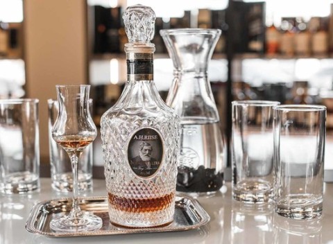 Zážitková degustácia 6 výnimočných rumov podľa vlastného výberu s besedou v Slainte Fine Spirits.