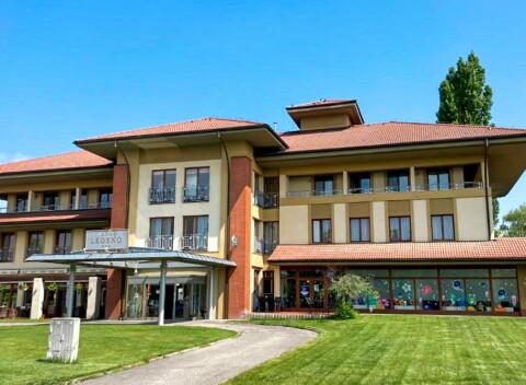 Dunajská Streda pri jazere a 230 m od Thermalparku: Hotel Legend *** s raňajkami alebo polpenziou + parkovanie