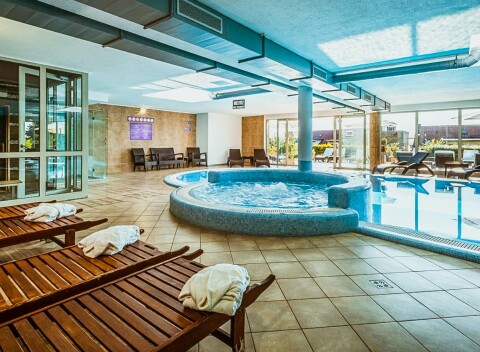 Balaton: Polostrov Tihany v Echo Residence Hoteli *** s polpenziou a neobmedzeným wellness + poukaz na masáž