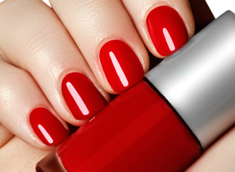 Gél lak s manikúrou alebo japonská manikúra. Ozdravené nechty plné lesku!