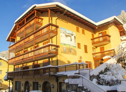 Talianské Alpy v rodinnom Hoteli Dolomiti *** u prírodného parku s polpenziou.