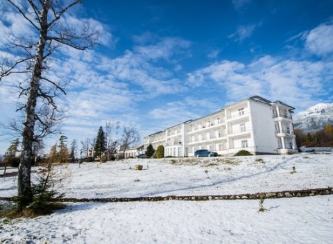 Zimný pobyt s wellness a polpenziou v známom kúpeľnom Sanatóriu Dr. Guhra.